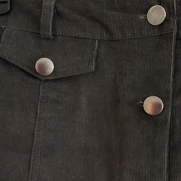 FAHION ON EARTH Corduroy Skirt - Picture 2 of 10